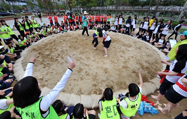 안성여자고등학교 체육대회 개최