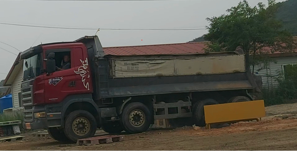 ▲사진 = 앞 바퀴 뒤바퀴 물 묻은 흔적이 없습니다