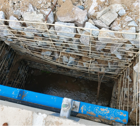 ▲사진 = 제역할을 못하는 제2차 수문 