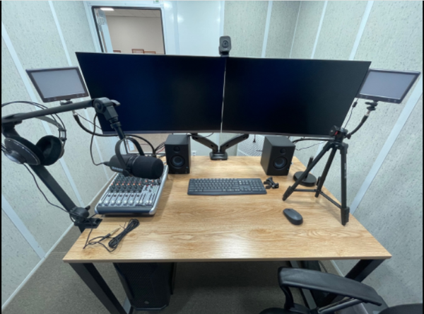 ▲사진 = 외국인들의 동영상제작을 할 수 있는 유튜브 방송실