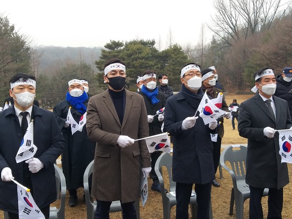 김병관 국회의장 비서실장, 김민수 국민의힘 당협위원장, 윤영찬, 김병욱 더불어민주당 국회의원(왼쪽부터)
