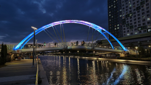 ▲ 송도국제도시 센트럴파크가 교량 5곳에 대한 야간경관 조명 설치,