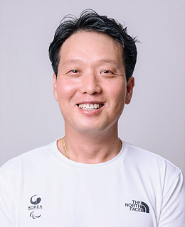 명장 이영주감독