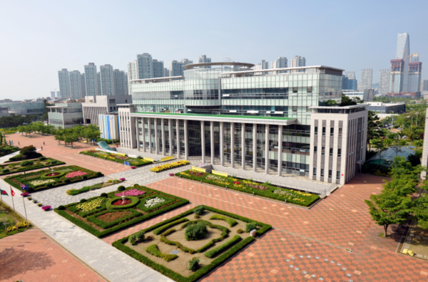                                                                                  ▲인천대학교 전경,