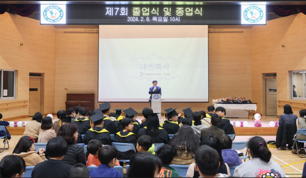                                                                                    ▲도성훈 교육감,