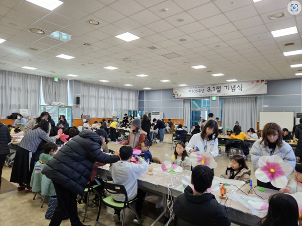 ▲ (재)김포시청소년재단 김포시독립운동기념관에서 지난 1일 개최된 3.1절 기념 체험행사 ‘1919 독립을 외치다’가 성황리에 마무리됐다.  