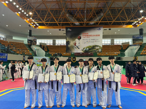                                                ▲인천대 평생교육 트라이버시티 태권도부, [사진 인천대제공]