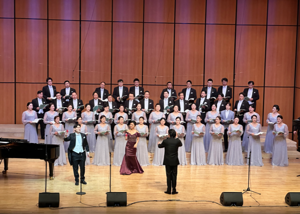  ▲김포아트홀에서 4월 12일 김포 최초로 국립합창단 공연이 열렸다. 