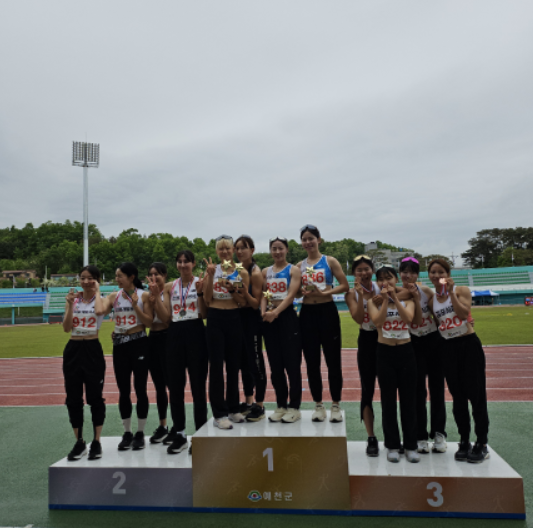                                                  ▲입상선수 단체사진,