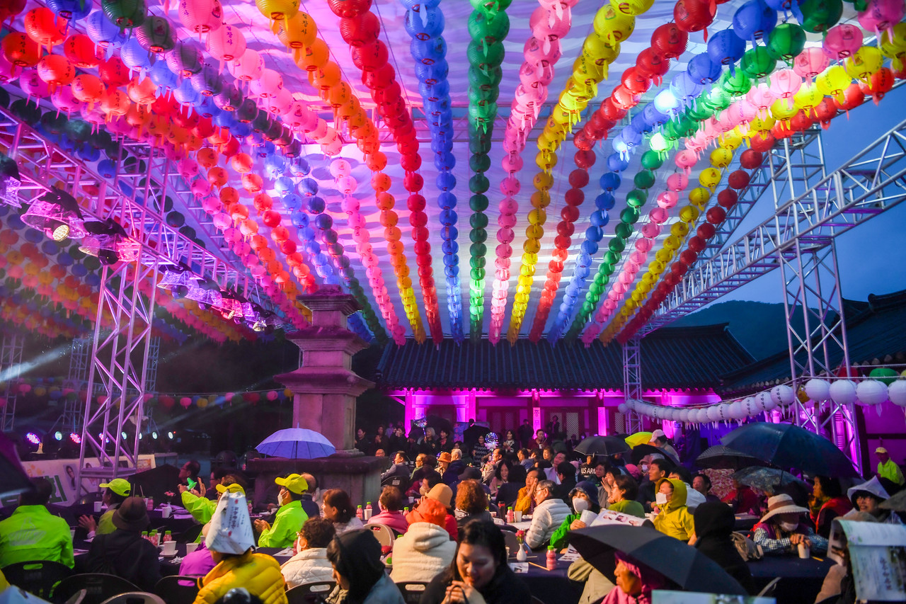 ▲함께 자리한 시민들