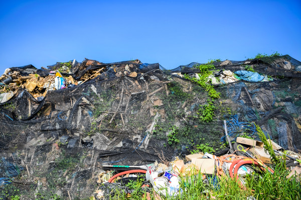 ▲도로공사 현장에서 발생한 혼함 폐기물