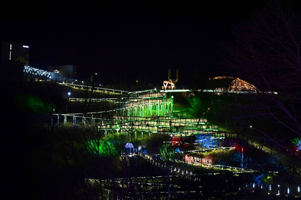           ▲김포의 한강 4 애기봉 성탄트리 전경,