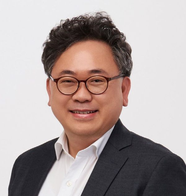                   ▲정채관 교수,