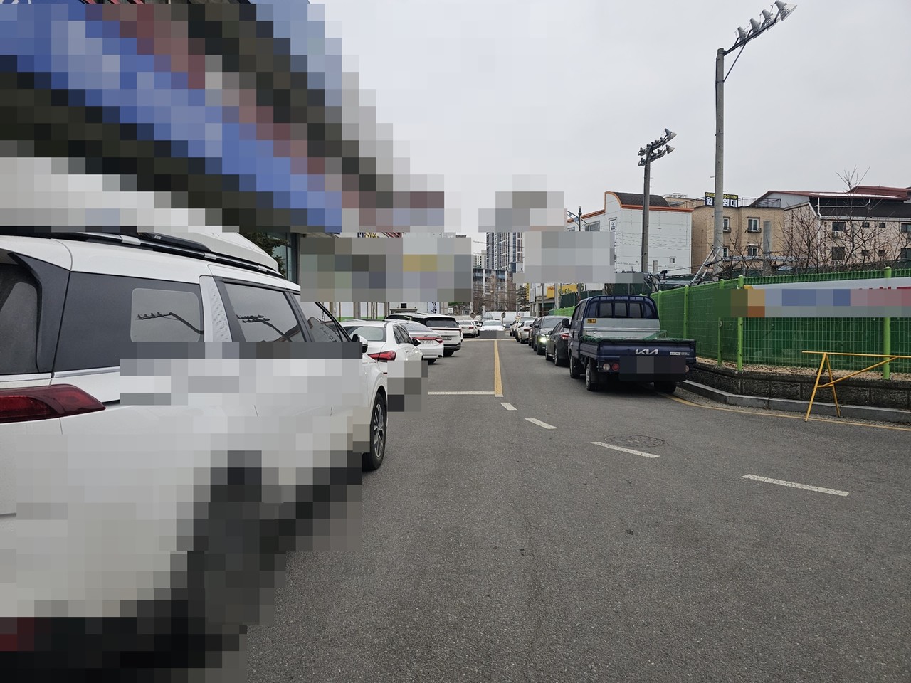                                                                ▲교차가 안되는 이면도로 