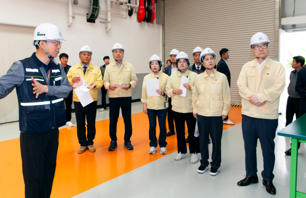                           ▲김포한강차량기지를 방문한 도시환경위원회,          