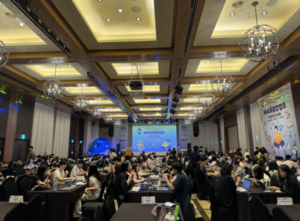 ▲ ‘2025 HUSS 융합캠프 인사이트’에 참여해 해커톤 및 AI 경진대회,